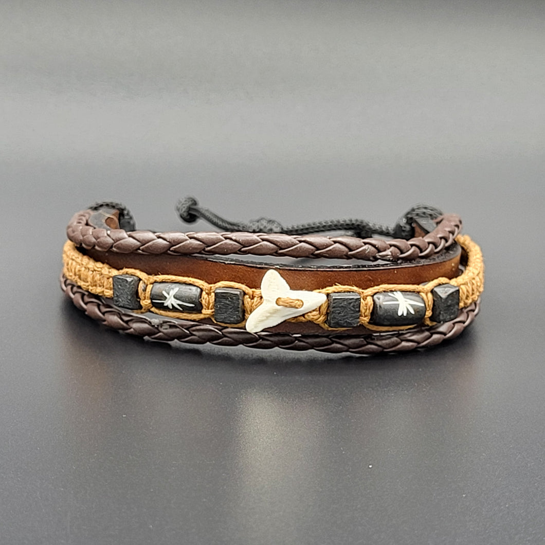 Handcrafted PU Leather Bracelet ~ Triple Liner, Shark Tooth Design