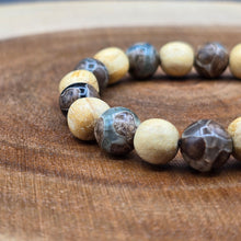 Load image into Gallery viewer, Bracelet - Palo Santo with Evil Eye Patterned Tibetan Agate (Olive Green)
