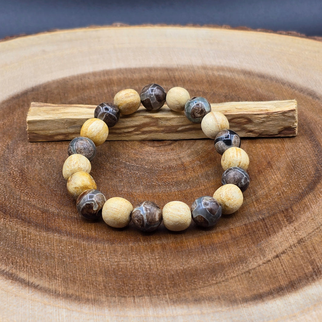 Bracelet - Palo Santo with Evil Eye Patterned Tibetan Agate (Olive Green)