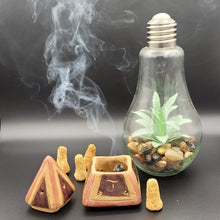 Load image into Gallery viewer, Palo Santo Incense Cones
